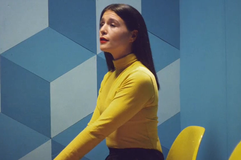 Jessie Ware Champagne Kisses Video ColoRising